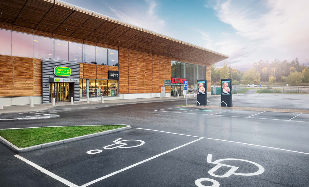 Parkeringen framför systembolaget